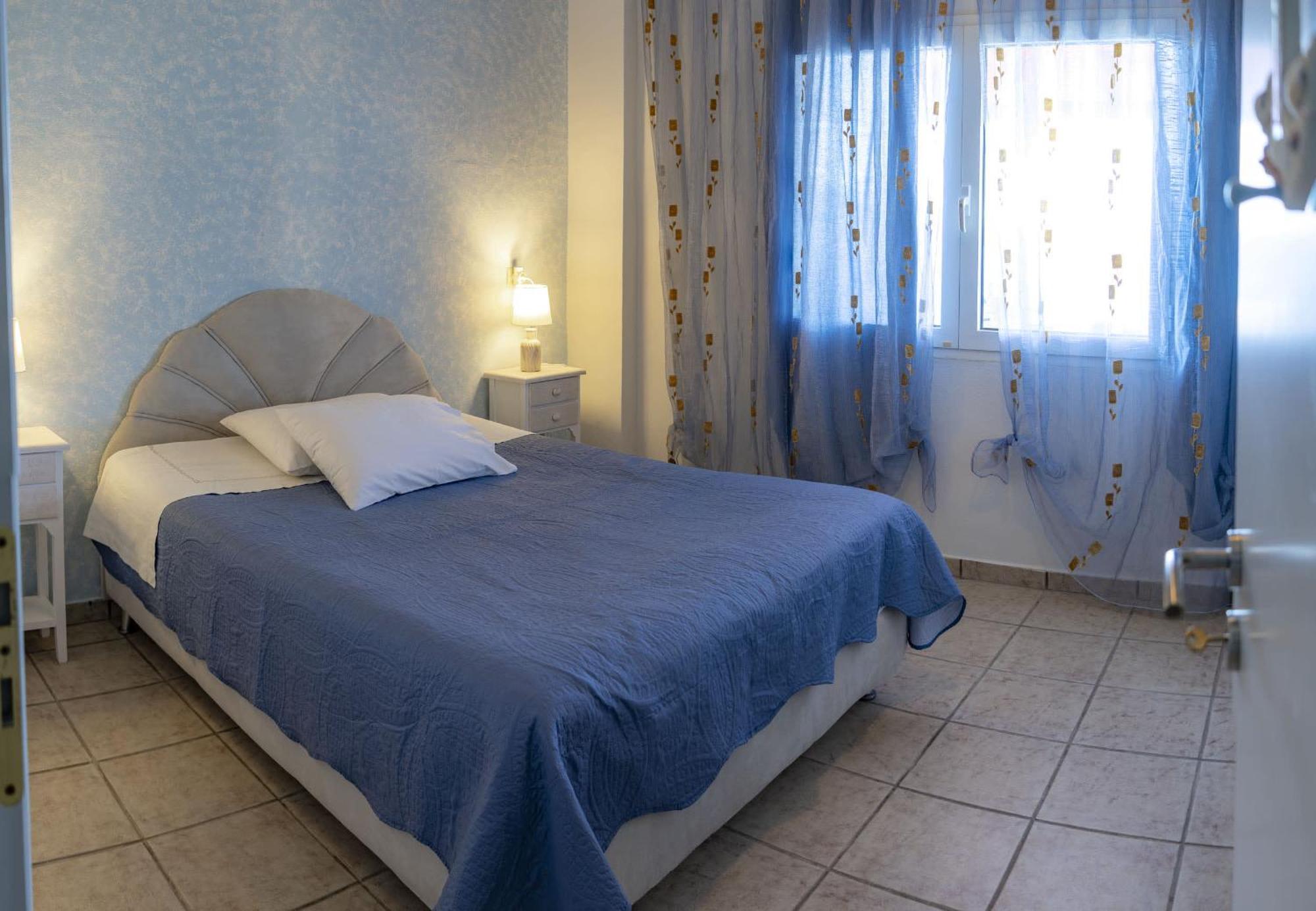 Villa Shades Of Blue Kaloi Limenes Exterior foto